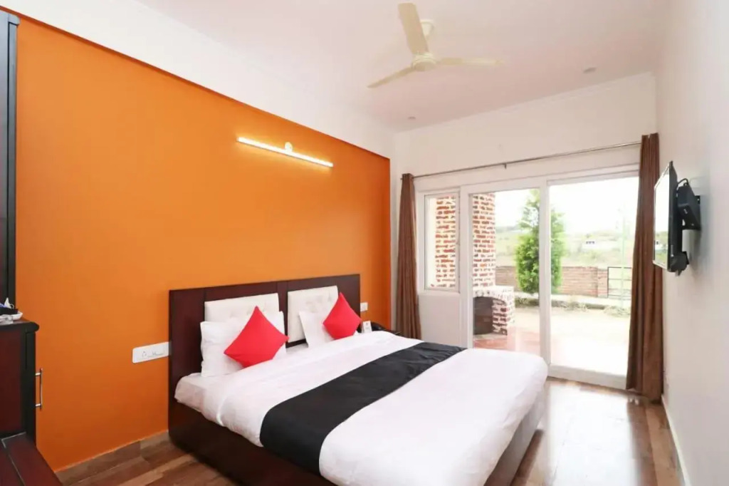 Capital O 33353 Cottages@Village