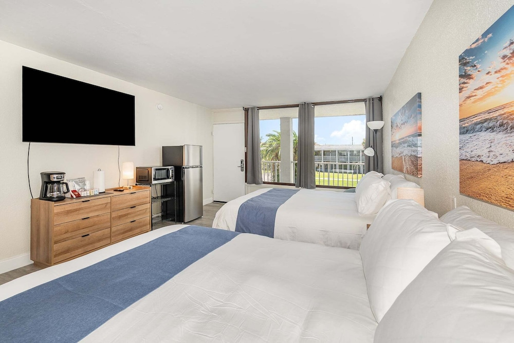 2050 E Irlo Bronson, 1bed