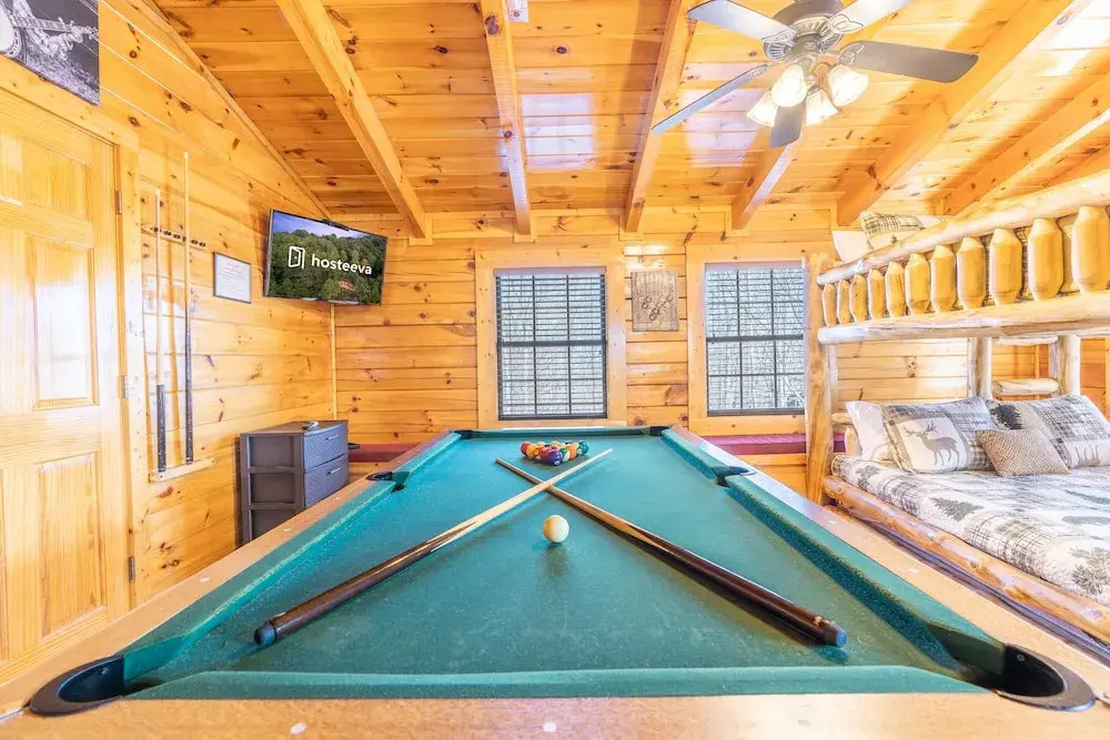 Comfort Cabin Bearway To Heaven w Private Hot Tub