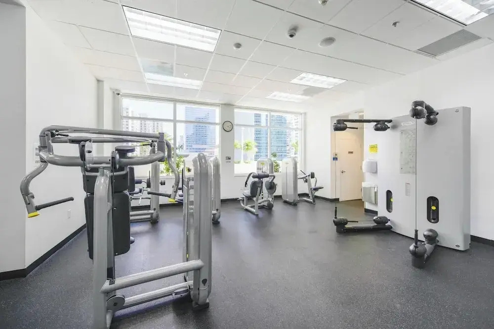 Centric 40thFloor Brickell Condo FREE parking by Palermo Home Miami