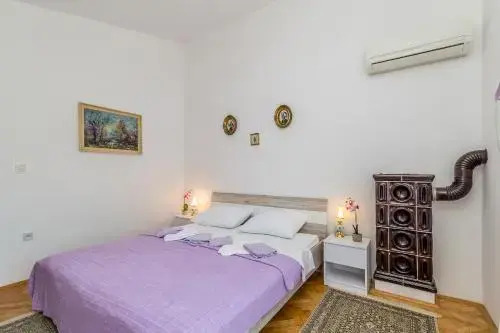 Apartments Majnaric