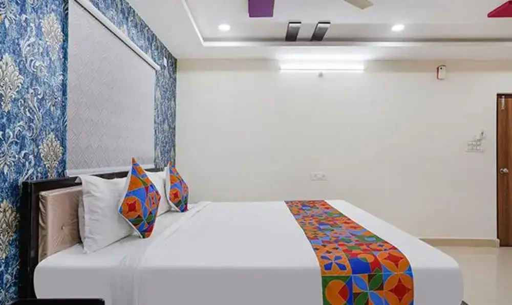 FabHotel Sri Karthikeya Grand - Nr Nexus Mall, Kukatpally