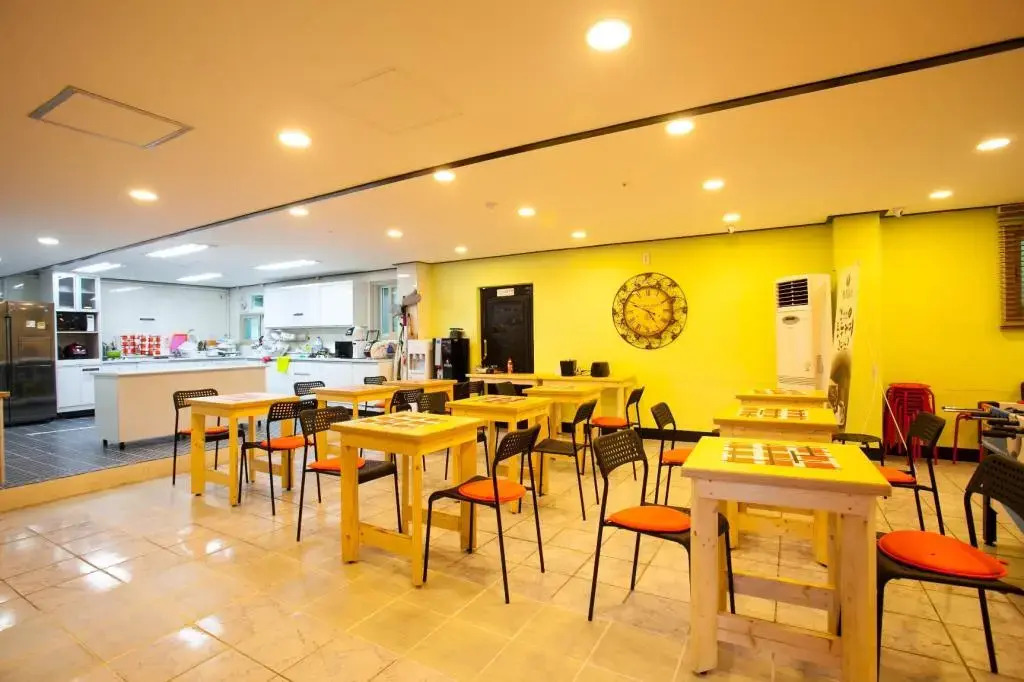 HY Choi Hostel
