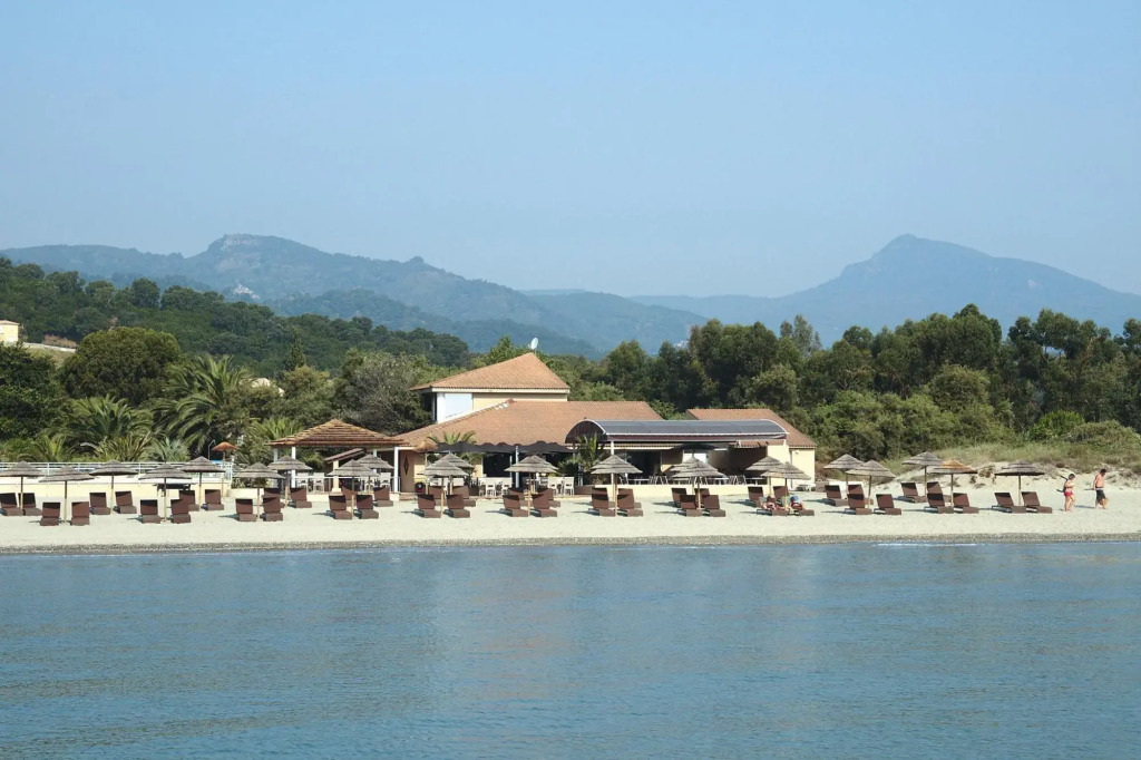 Res. La Vallicella, Moriani-Plage, Apartment with terrace or balcony