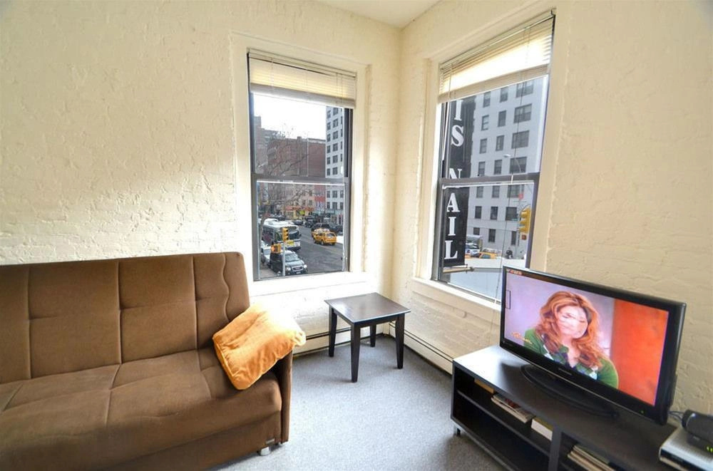 East Village - 2 Bedroom Apartment - RNU 65214