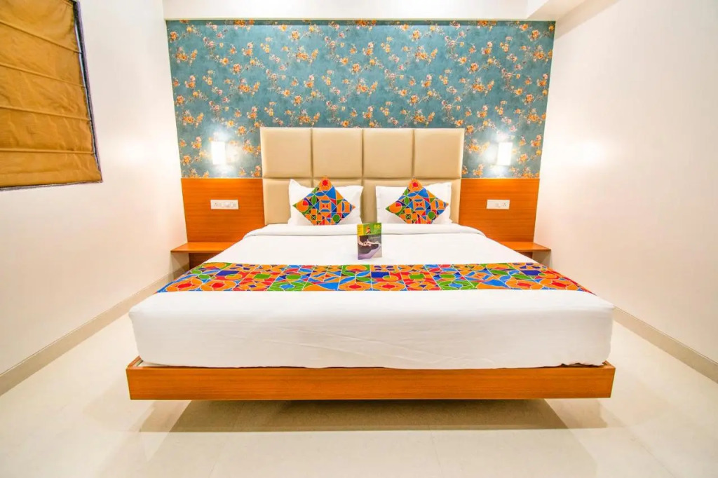 Magnus Square Business Hotel, Viman Nagar Pune