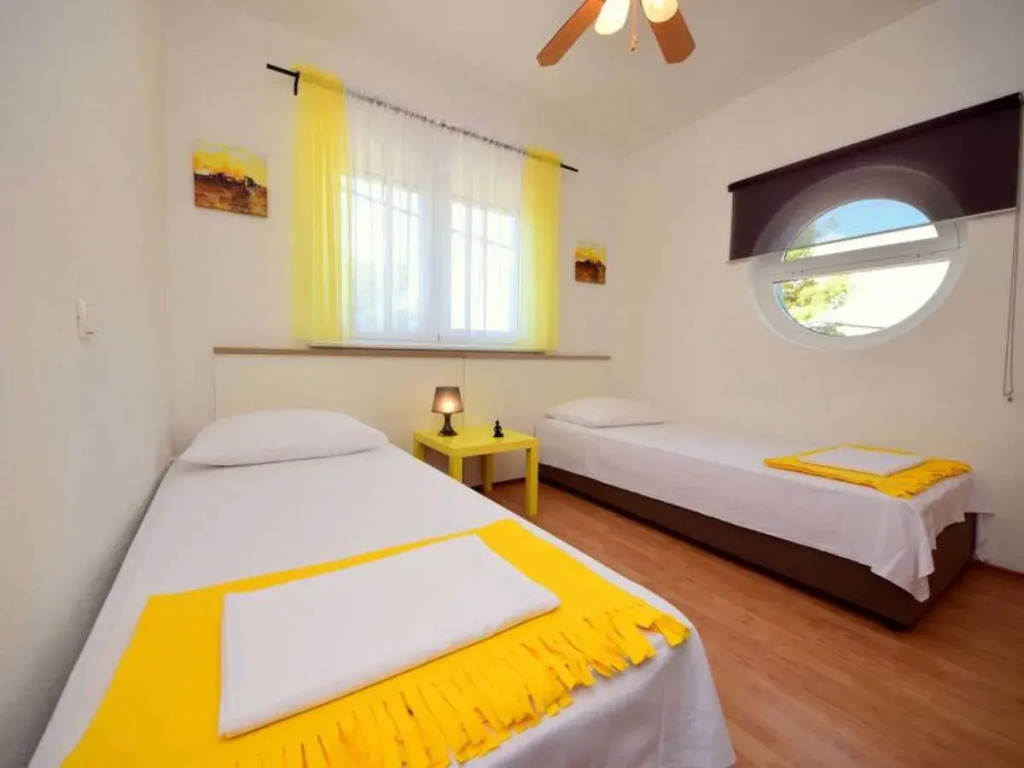 Apartment Anđa Trogir/Slatine 12288