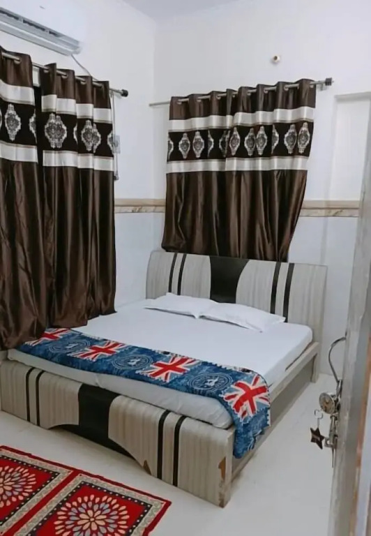 New khandelwal Guest House