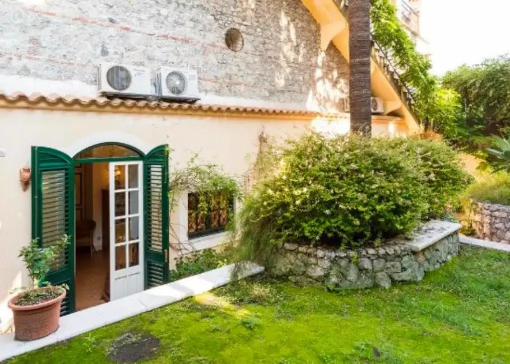 Villa Mimosa