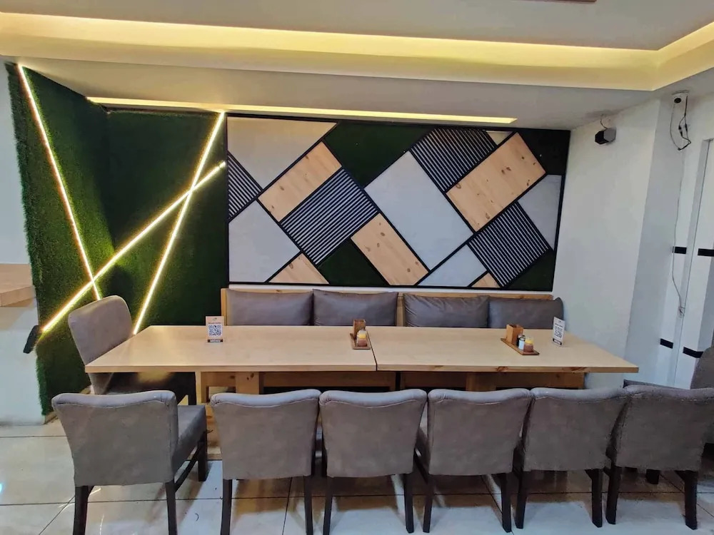 Hotel Holy Basil