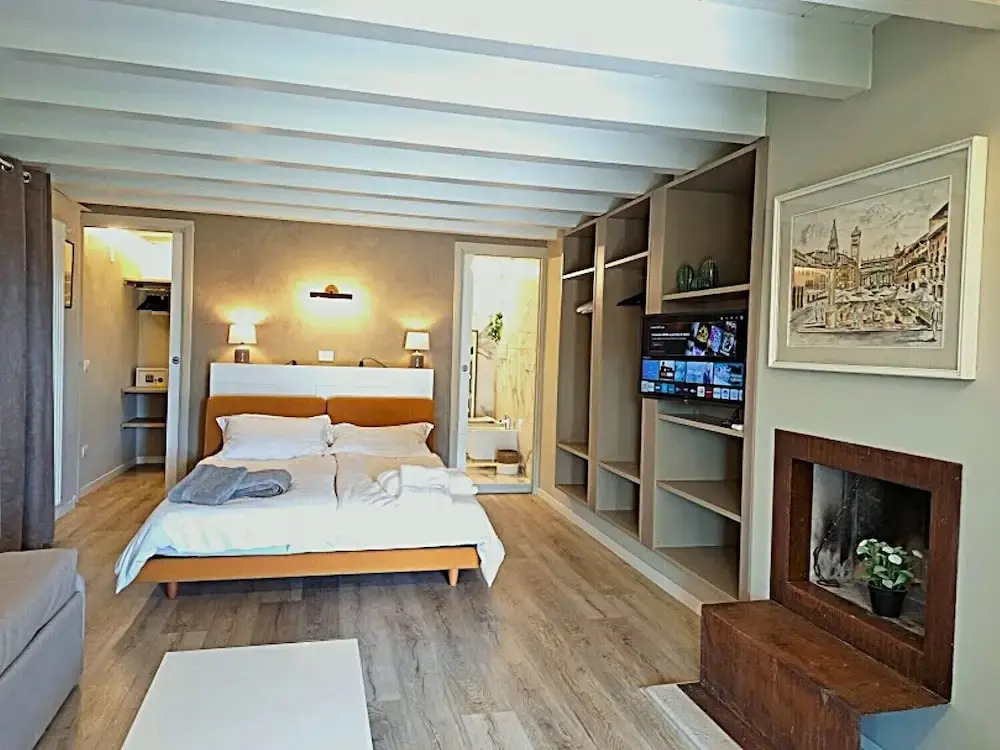 Villa dellOlivo Bianco