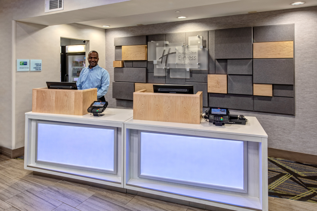 Holiday Inn Express Hotel & Suites Memphis Southwind by IHG