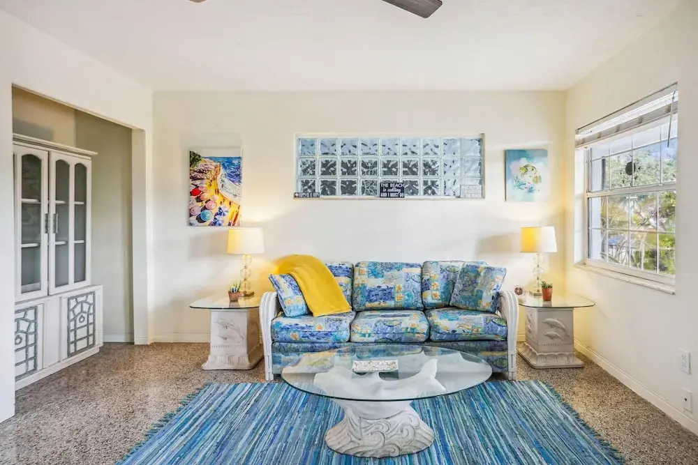 Beach Quarters #6