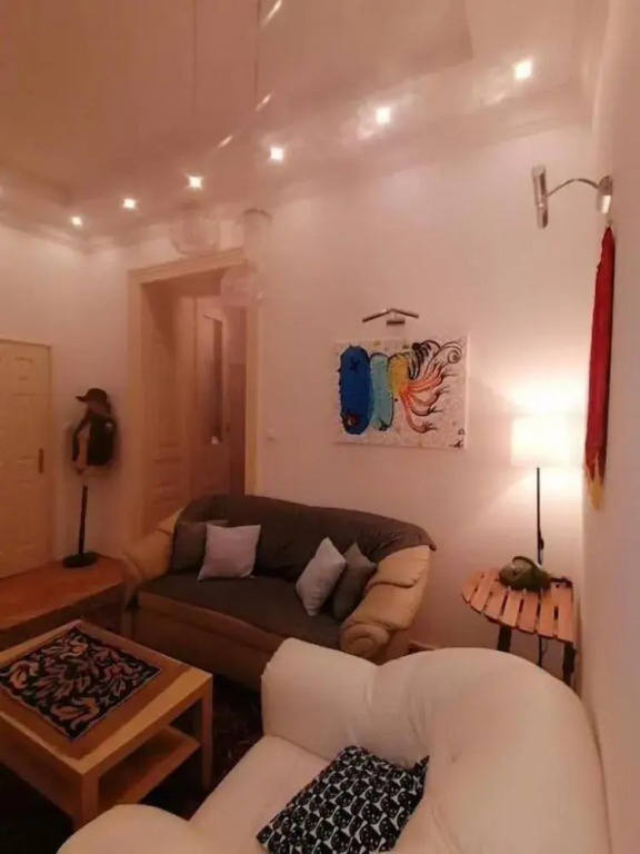 Traffic Hostel
