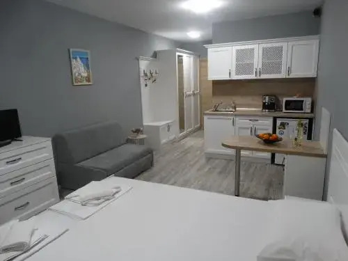 Apartments Karina