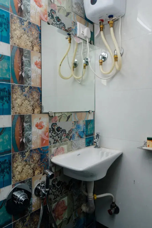 OYO 15442 Mahalakshmi Suites