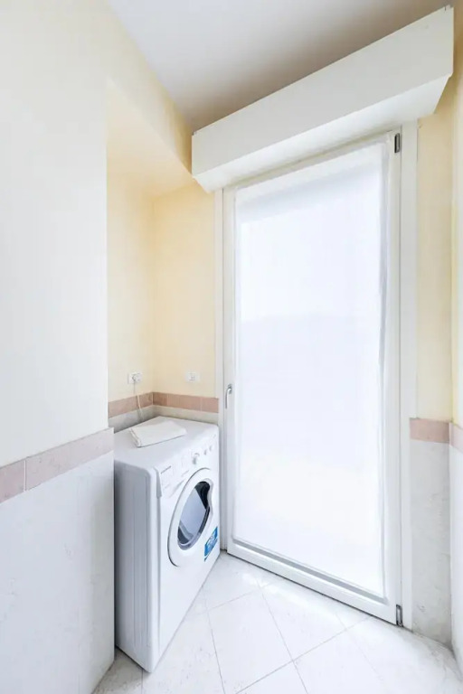 Residenza Miralago - 10 Lavinia - Locazione BK