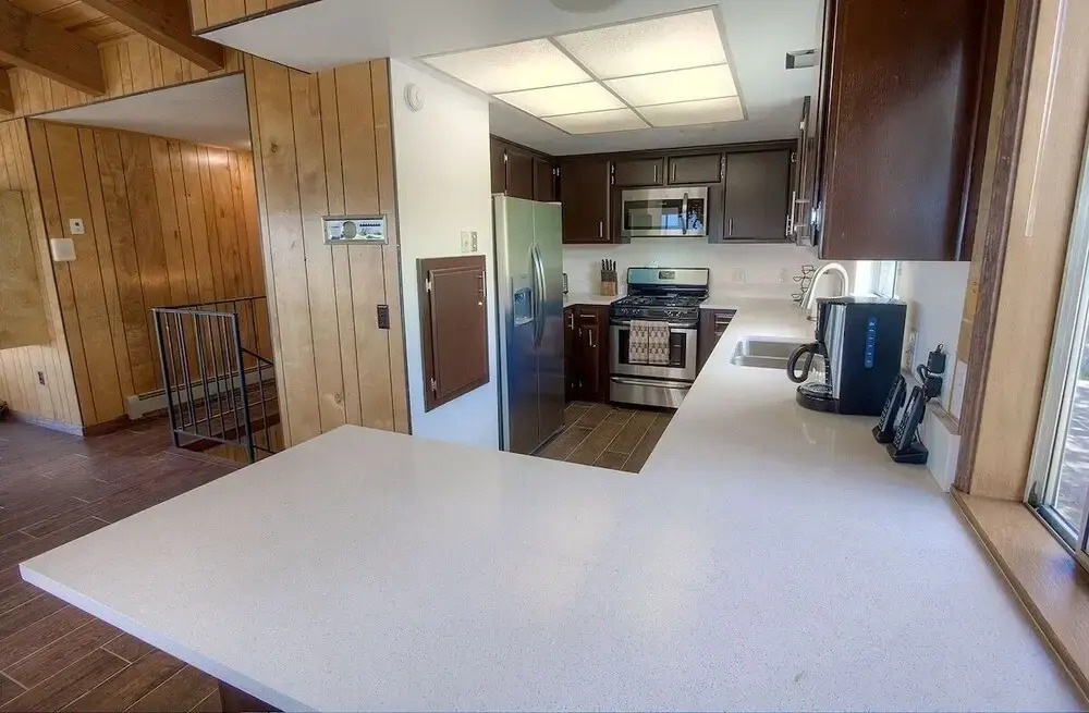 The Heights 4 Bedroom Home by RedAwning