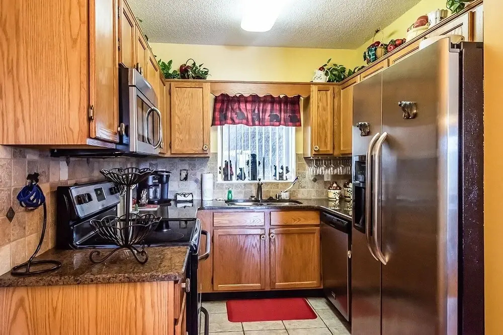 New Listing! Updated W/ Pools & Hot Tub 2 Bedroom Condo