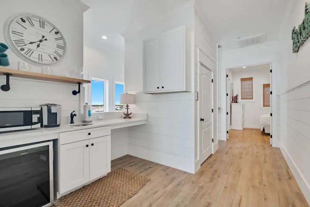 Lil Tip Sea 8 BR Private Pool Elevator Beach