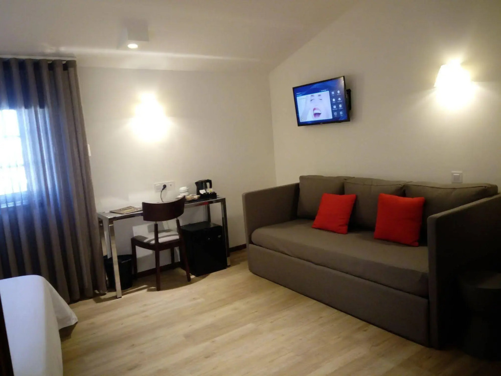 Hotel Aveiro Center by Alboi Group