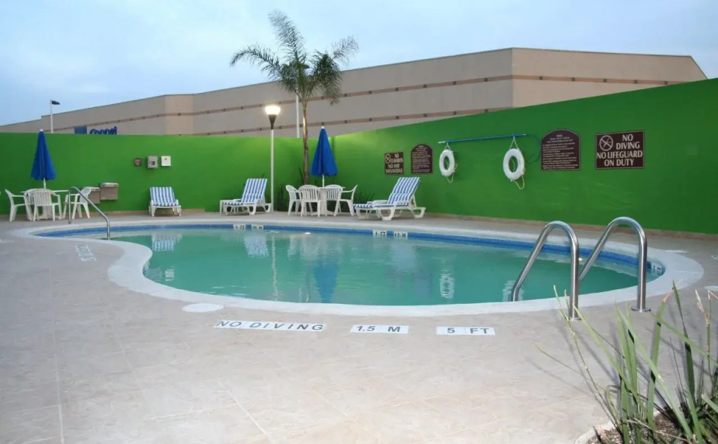 Holiday Inn Express & Suites Toluca Zona Aeropuerto by IHG