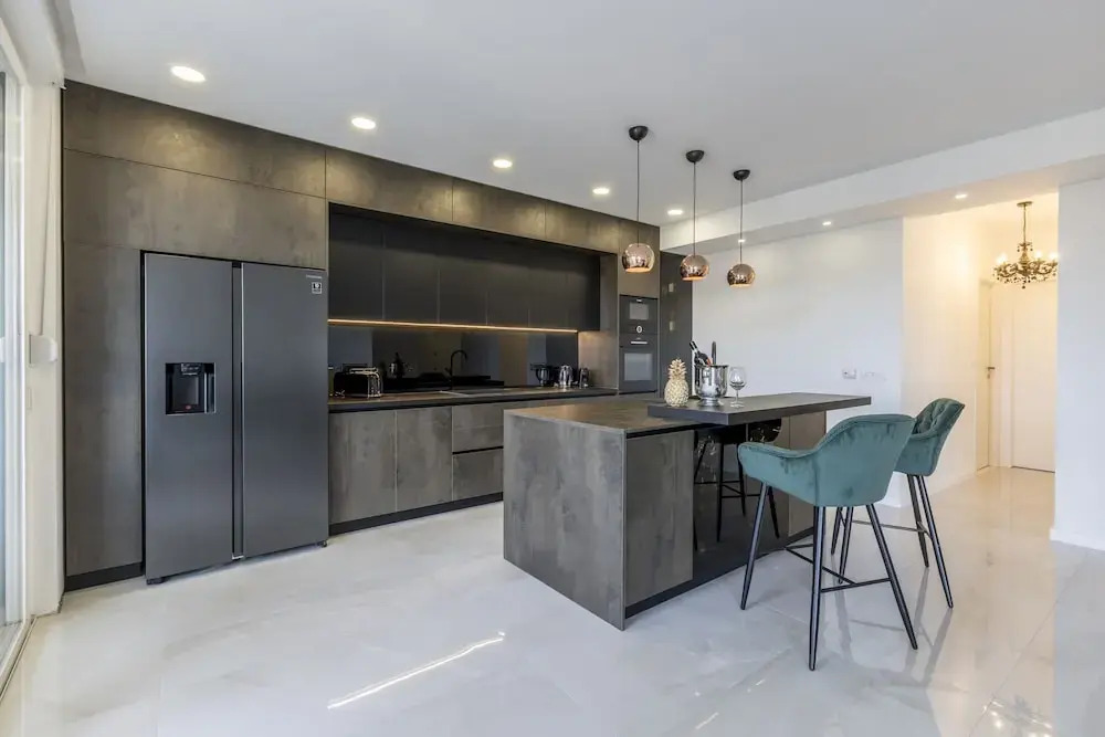 Carmen - 2 Bedroom Apartment - Downtown
