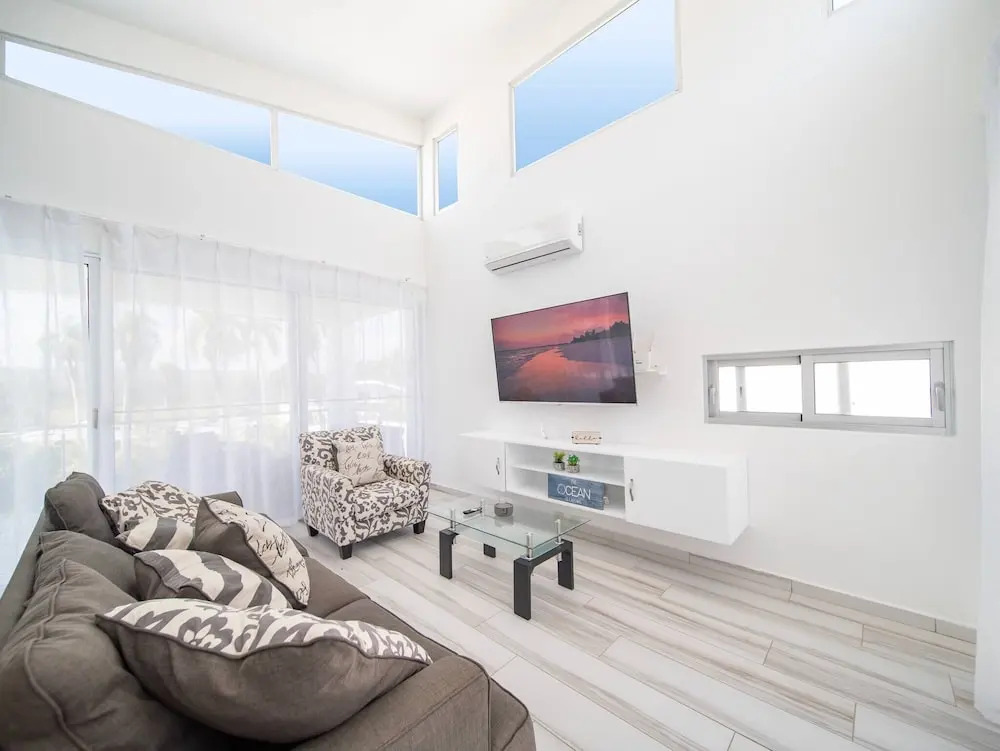 Amazing 2br Villa Near Surfing Beaches