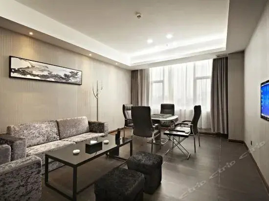 Platinum Crystal Hotel