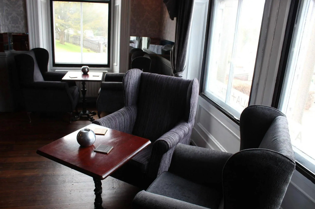Coquetvale Hotel