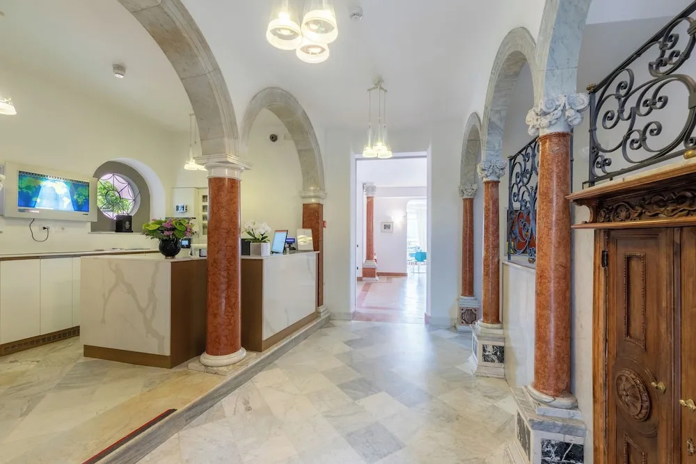 Casa Du Lac, by R Collection Hotels
