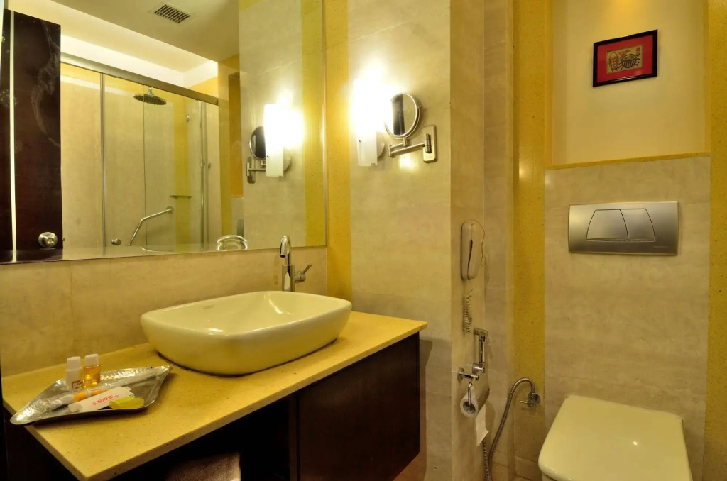 Lakshya's Hotel