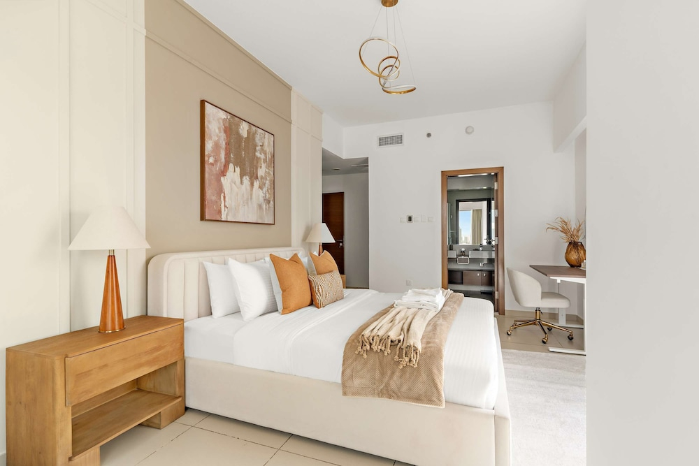 Silkhaus Premier 2BR Apartment Nearby Reem Park