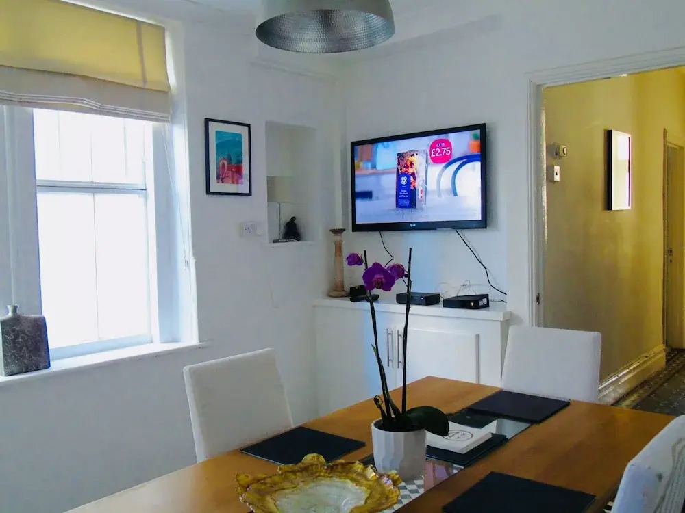 Willows - Cardiff Guest House
