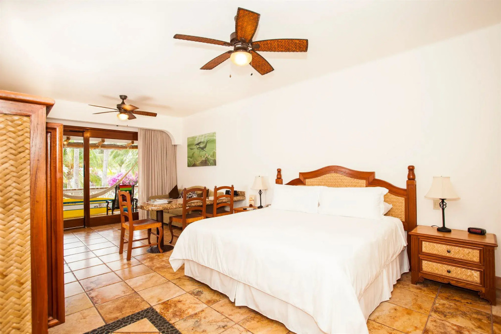 Cabo Surf Hotel