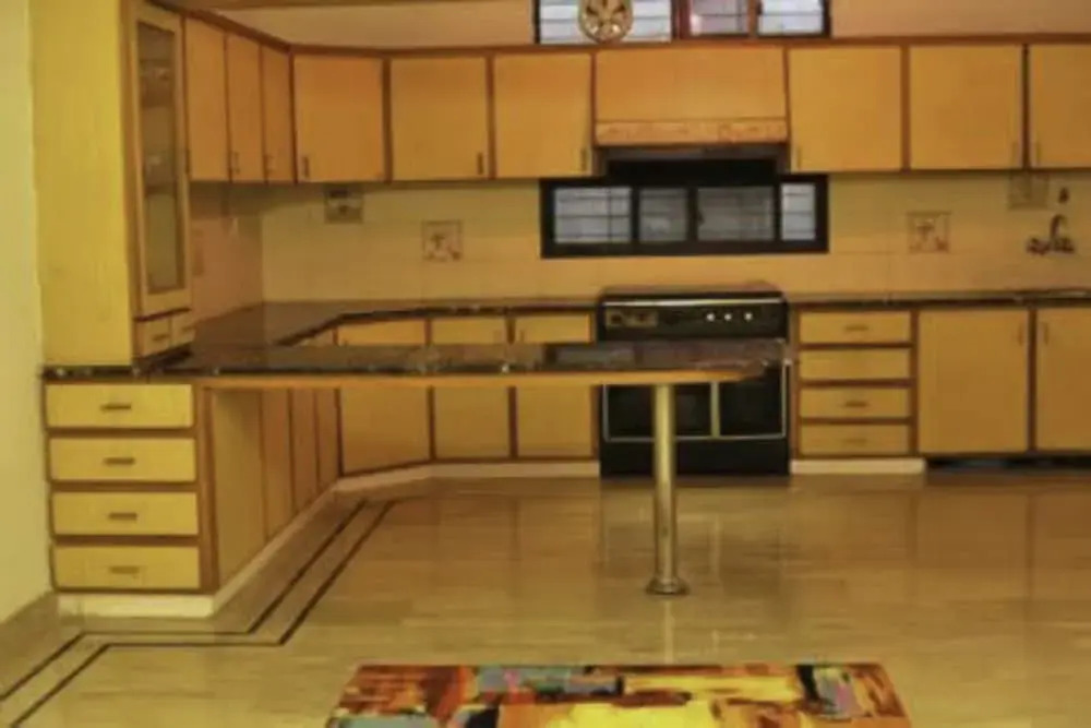 Cosy Inn Guest House Near Liaquat Nat Hospital
