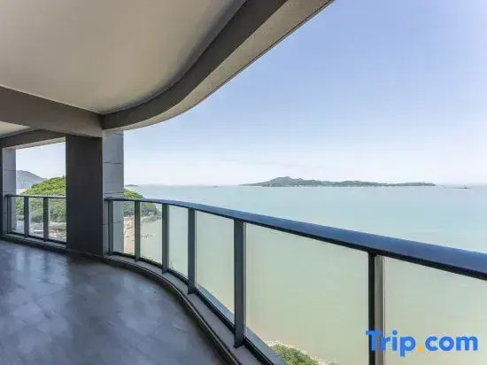 Zhujiajian Summer Solstice Sea Resort Hotel (Centipede Zhi Wharf)