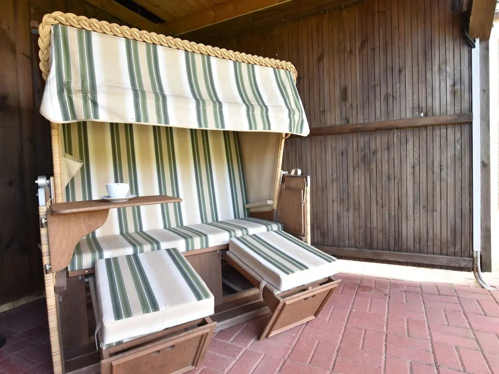 Cozy Holiday Home in Rakow near Beach