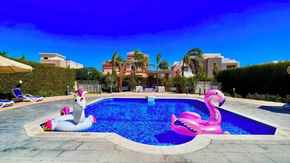 Luxury 4BD Villa with Pool in Hurghada