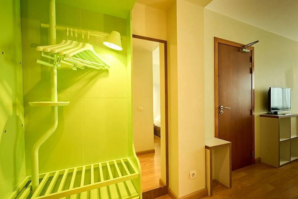 Travelodge BCN Cornella Fira