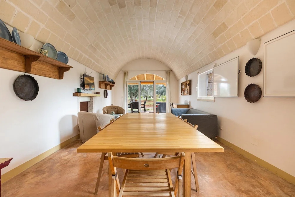 2770 Uliveto Valeria - Trullo Melograno by Perle di Puglia