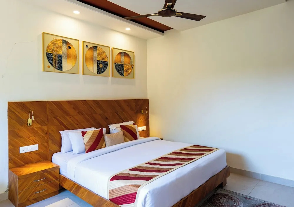 Alaya Stays Krishna Serenity Suite