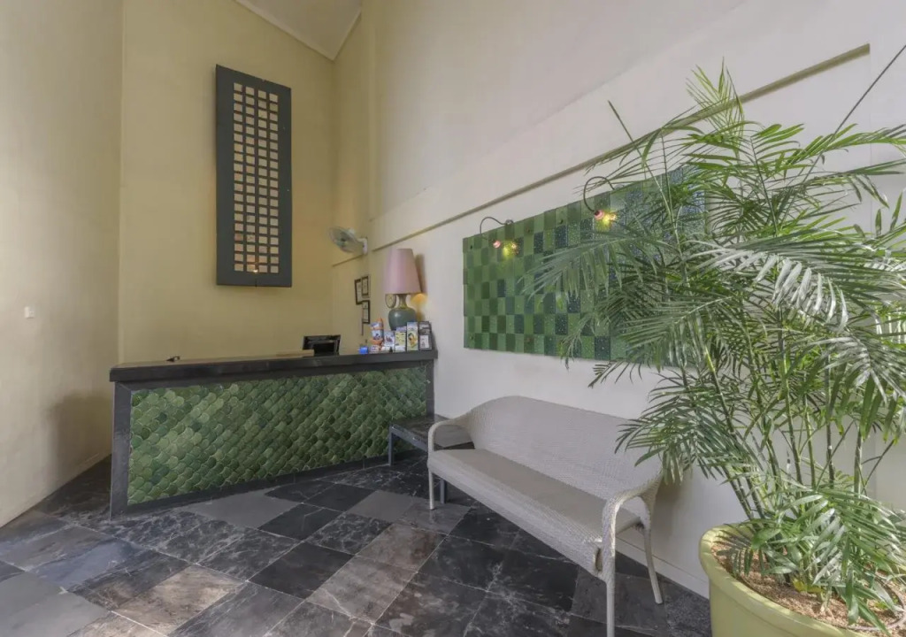 Bali Court Hotel & Apartment