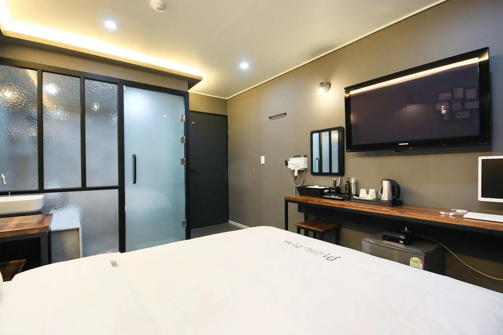 Kanu Hotel