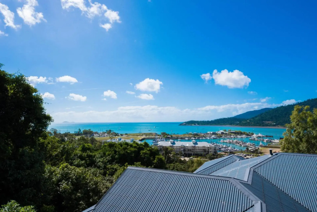Coastal Charm On Airlie