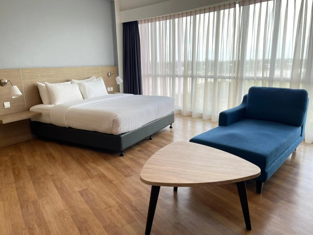 Win Hotel