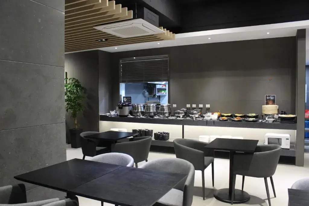 Rivertain Hotel Gyeongju