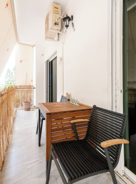 Spacious 144sqm flat near Mount Ymittos