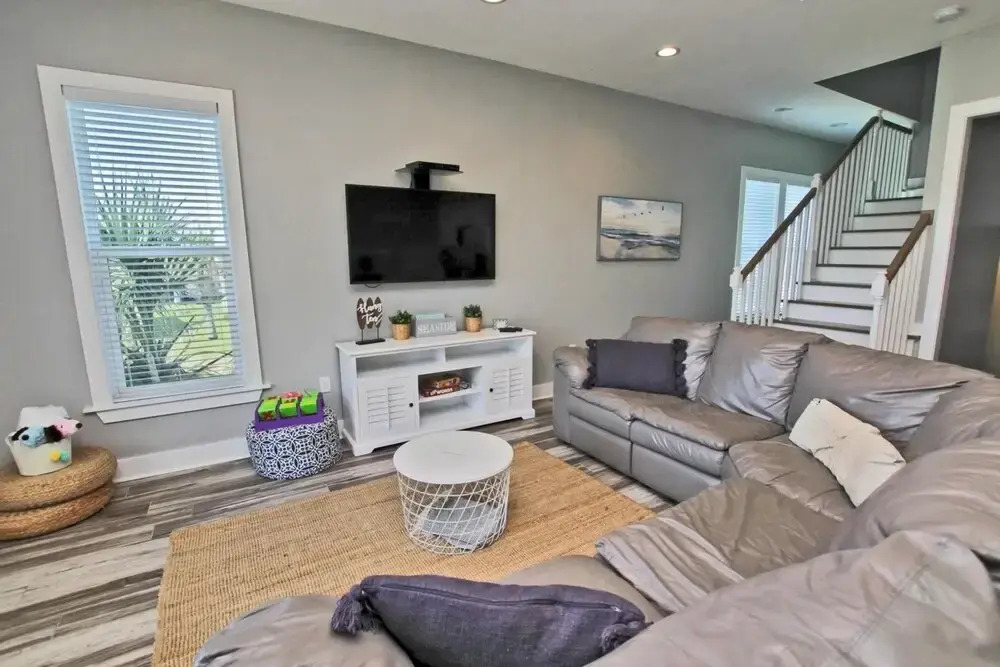 Hang 10 East Point Cottages Unit H by Youngs Suncoast