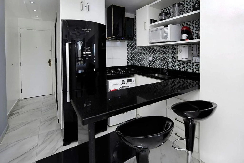 Studio moderno e de luxo com vista mar para 4 pessoas em Copa!